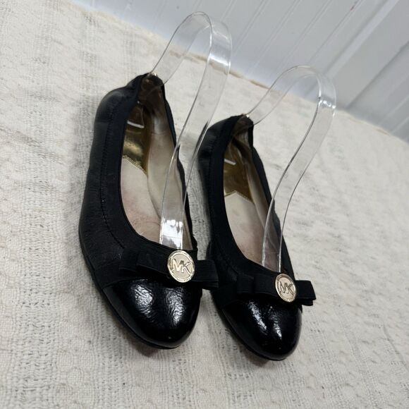 MICHAEL KORS Black Leather Mary Janes Shoes Ballet Flats Slip On Size 6.5 M - Picture 2 of 16